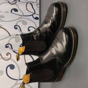 Dr. Marten Boots